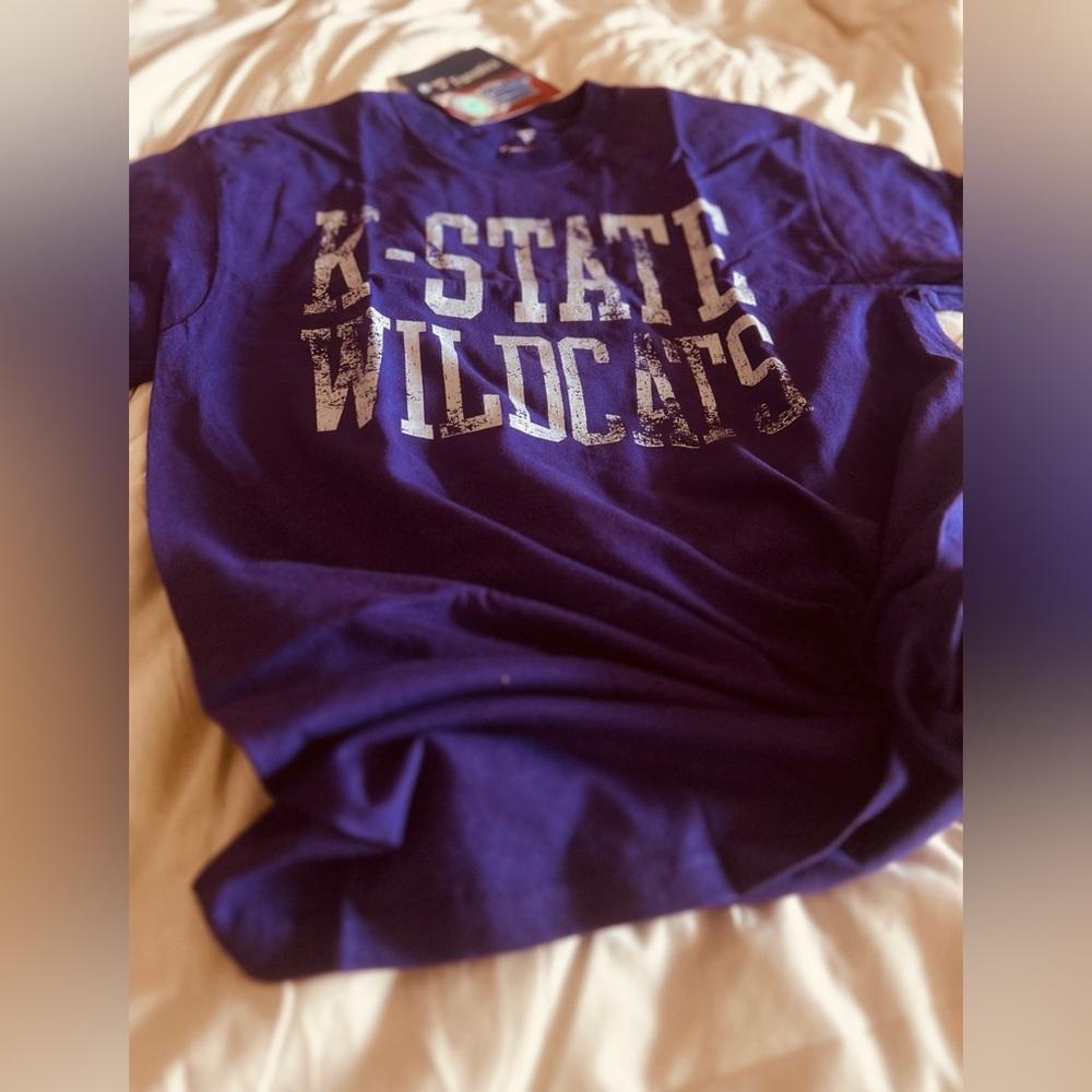 K State Wildcats College Fanatics T-Shirt. Men’s medium